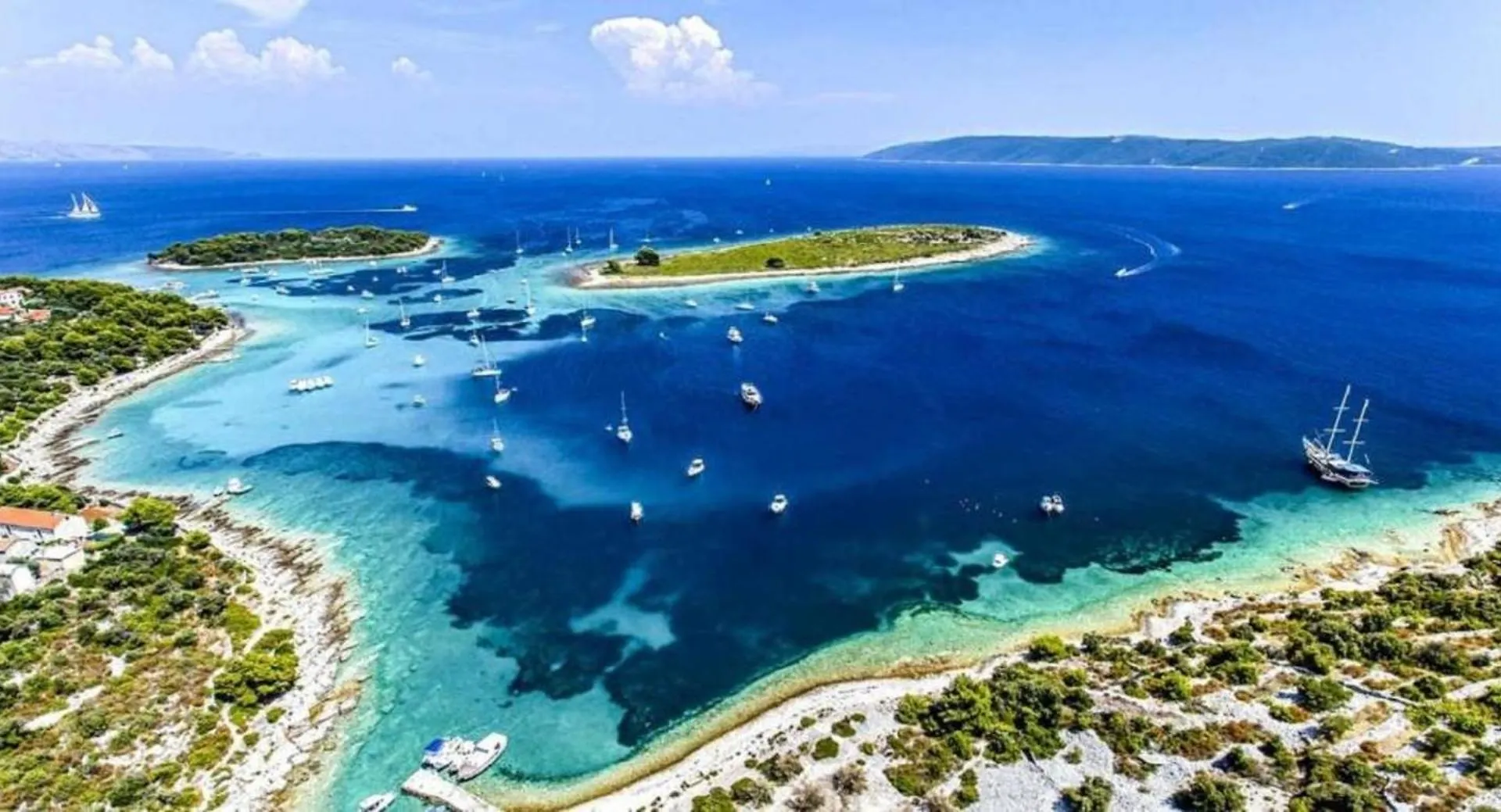 Villa Verde Royal Kastela 0*,  Croatia