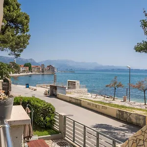 Beachfront Gabine Apartman